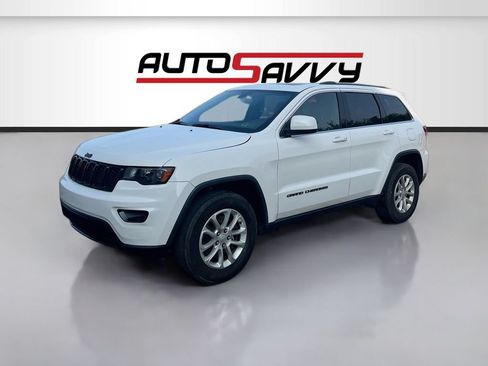 Used 2021 Jeep Grand Cherokee Laredo X AWD/4WD image 3