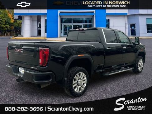 Used 2022 GMC Sierra 3500 Denali w/ Denali Ultimate Package AWD/4WD image 5