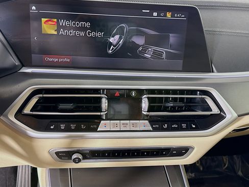 Used 2022 BMW X5 xDrive40i w/ Executive Package image 18