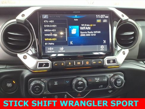 Used 2022 Jeep Wrangler Sport image 20