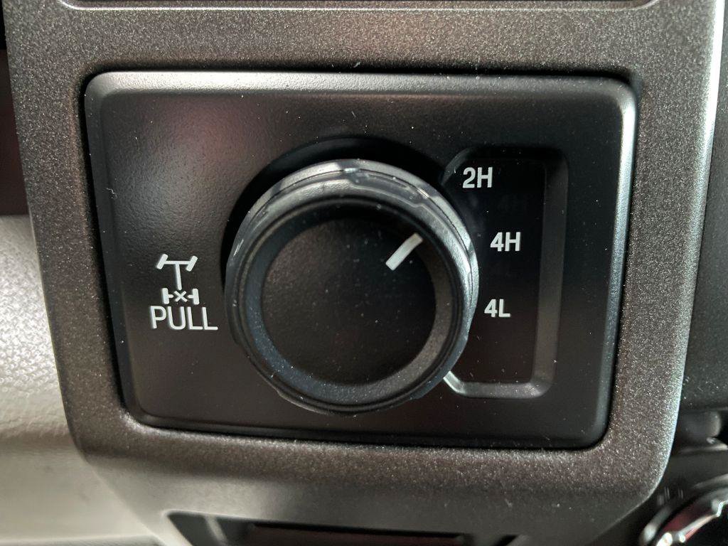 Used 2018 Ford F250 XL w/ Power Equipment Group AWD/4WD image 20