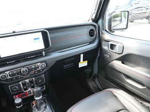New 2026 Jeep Gladiator Rubicon image 25