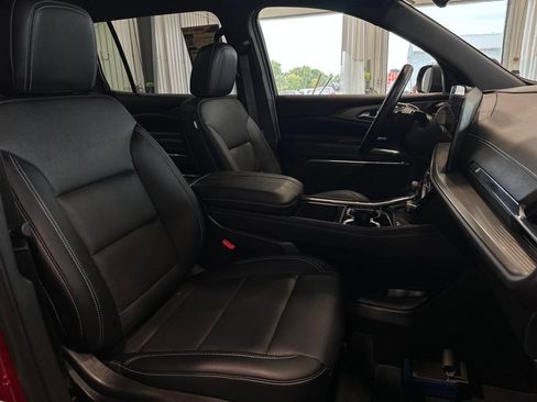 Used 2026 Chevrolet Traverse LT AWD/4WD image 35