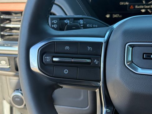 Used 2025 GMC Yukon Denali image 14