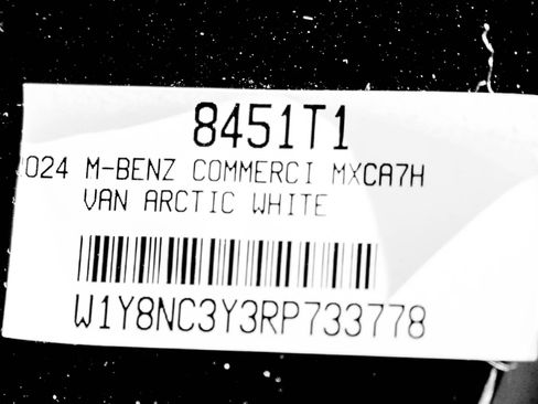 Used 2024 Mercedes-Benz Sprinter 3500 image 26
