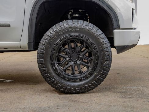 Used 2022 GMC Sierra 1500 Elevation w/ Driver Alert Package I image 12