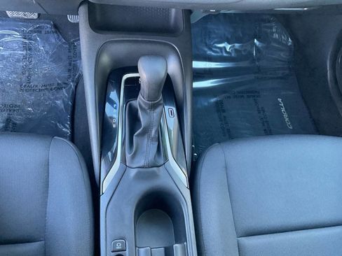 Used 2024 Toyota Corolla LE image 27