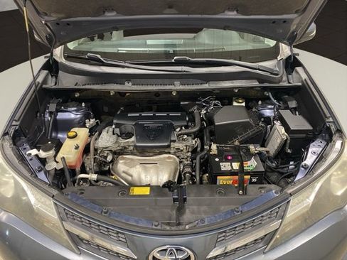 Used 2013 Toyota RAV4 XLE FWD image 27