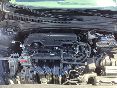 Used 2023 Hyundai Elantra SEL FWD image 26
