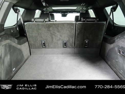 Used 2024 Cadillac Escalade ESV Sport image 32