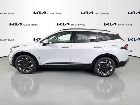 Certified 2024 Kia Sportage SX image 4