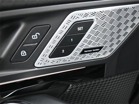 Certified 2025 BMW X2 xDrive28i w/ Premium Package image 13