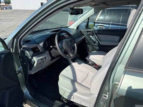 Used 2015 Subaru Forester 2.5i Premium w/ All-Weather Package AWD/4WD image 10