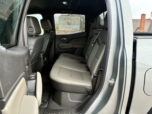 New 2026 Chevrolet Colorado ZR2 w/ Technology Package AWD/4WD image 18