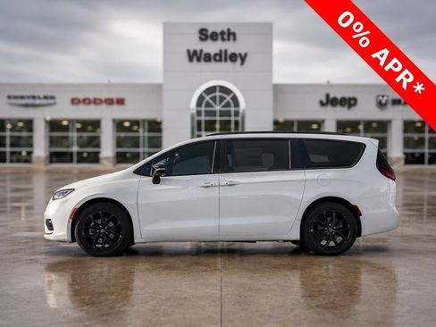 New 2026 Chrysler Pacifica Select w/ S Appearance Package FWD image 56