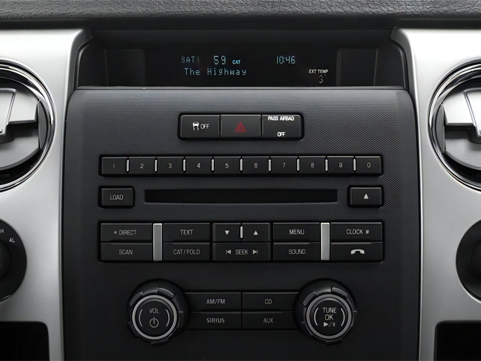 Used 2014 Ford F150 FX4 w/ Equipment Group 402A Luxury AWD/4WD image 6