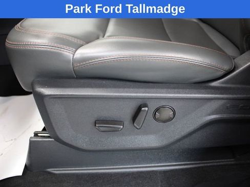Used 2025 Ford Expedition Max Active AWD/4WD image 13