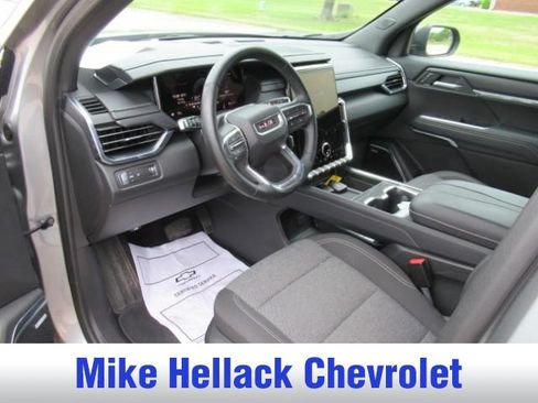 Used 2025 GMC Acadia Elevation FWD image 22