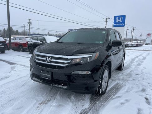 Used 2016 Honda Pilot LX image 1
