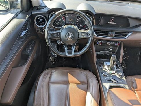 Used 2021 Alfa Romeo Stelvio Sprint w/ Nero Edizione image 17