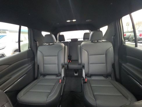 New 2026 Chevrolet Traverse LT image 26