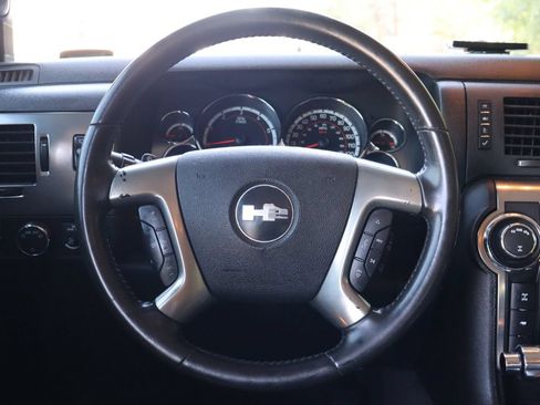 Used 2009 HUMMER H2 Luxury AWD/4WD image 17