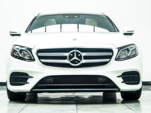 Used 2019 Mercedes-Benz E 450 4MATIC Wagon image 12