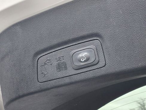 Used 2018 Lincoln MKC Reserve w/ Lincoln MKC Climate Package image 13