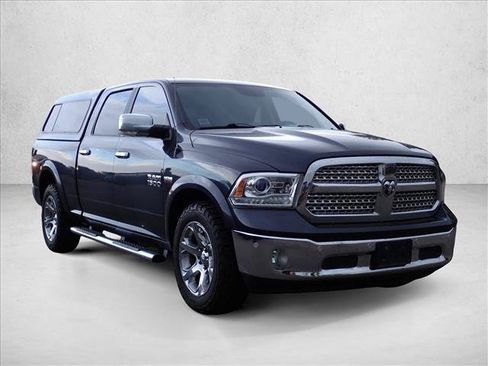 Used 2017 RAM 1500 Laramie w/ Convenience Group AWD/4WD image 15