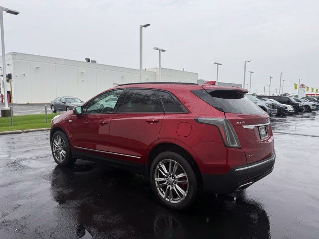 Used 2024 Cadillac XT5 Sportv w/ Technology Package AWD/4WD image 4