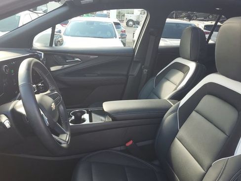 Certified 2024 Chevrolet Blazer EV LT AWD/4WD image 18