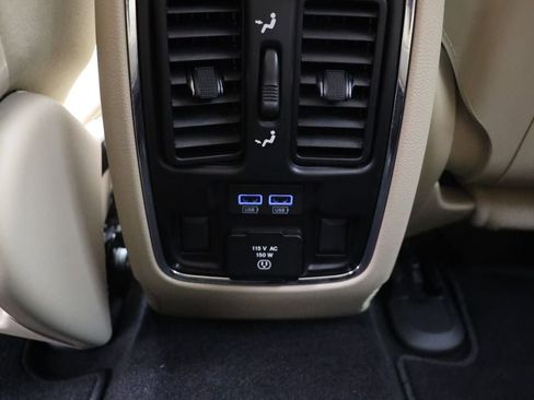 Used 2021 Jeep Grand Cherokee Limited w/ Premium Lighting Group image 13