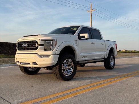 Used 2022 Ford F150 Lariat w/ Equipment Group 502A High AWD/4WD image 1
