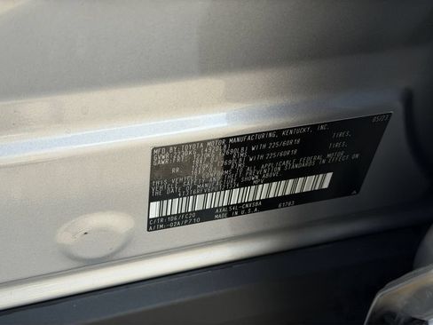 Used 2023 Toyota RAV4 SE AWD/4WD image 28