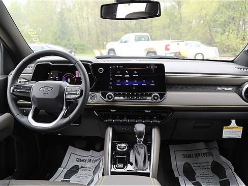 New 2024 Chevrolet Colorado ZR2 w/ ZR2 Bison Edition image 11