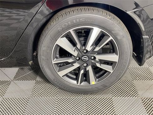 New 2025 Nissan Versa SV w/ Trunk Package image 20