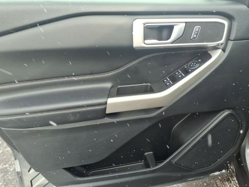 Certified 2023 Ford Explorer XLT w/ Equipment Group 202A image 12