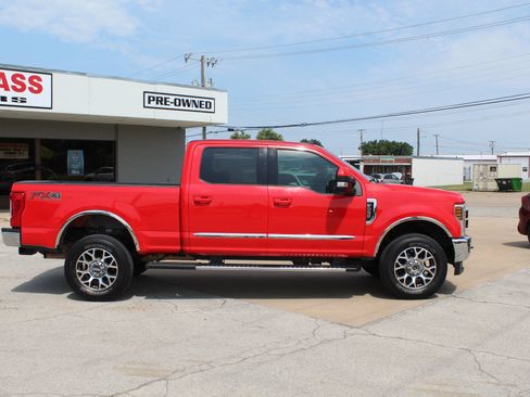 Used 2019 Ford F250 Lariat w/ Lariat Value Package AWD/4WD image 3