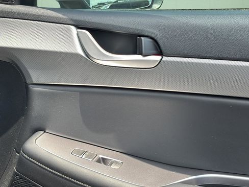 Used 2024 Hyundai Palisade SEL FWD image 34