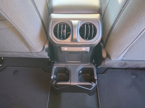 New 2026 Jeep Gladiator Sport image 26