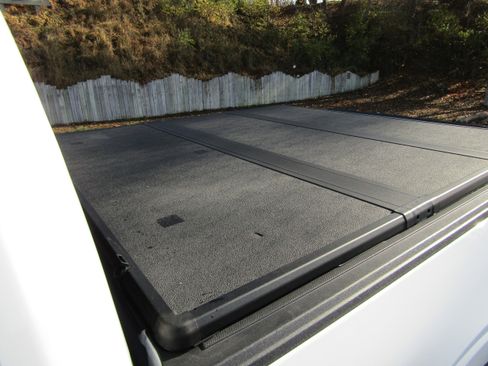 Certified 2022 Ford F150 XLT w/ Equipment Group 302A High image 40