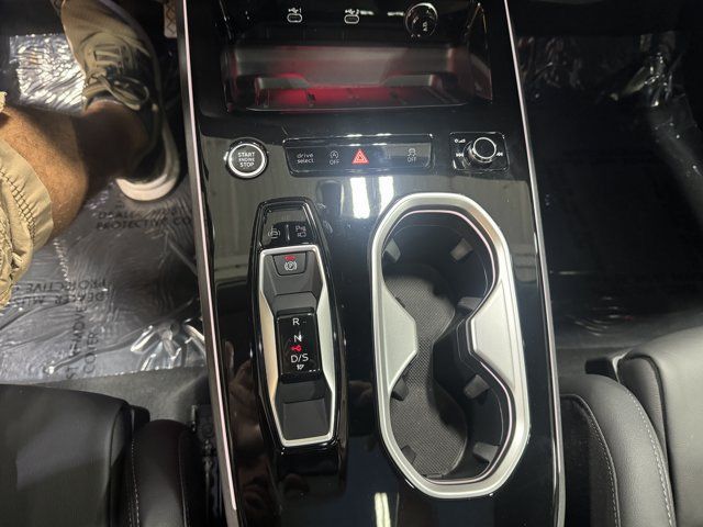 Used 2026 Audi A6 Premium w/ Convenience Package AWD/4WD image 22