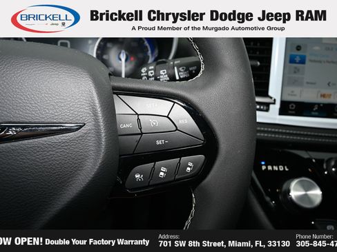 Used 2026 Chrysler Pacifica Select w/ S Appearance Package FWD image 29