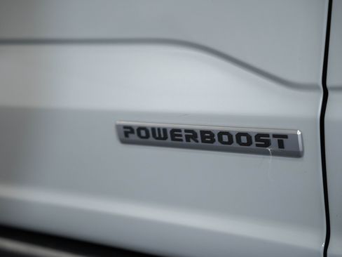 Certified 2023 Ford F150 Lariat w/ Equipment Group 502A High image 17