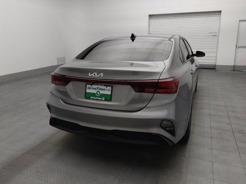 Used 2022 Kia Forte LXS w/ LXS Technology Package FWD image 7
