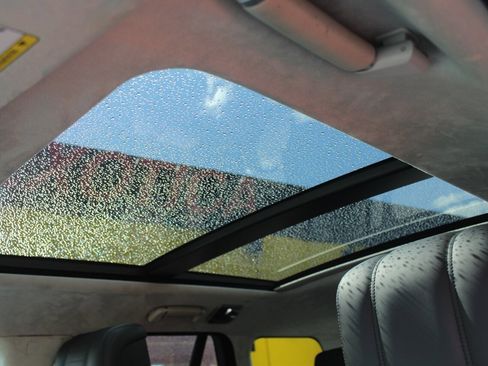 Used 2019 Land Rover Range Rover Supercharged image 22