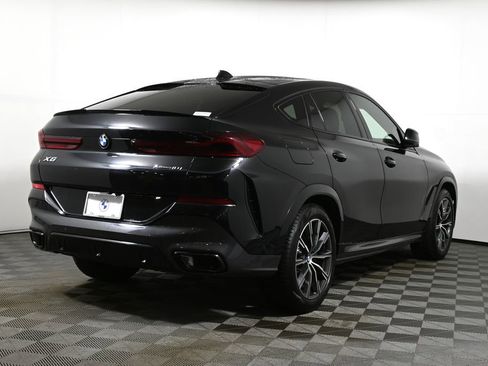 Used 2021 BMW X6 xDrive40i w/ M Sport Package AWD/4WD image 7