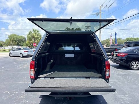 Used 2018 Nissan Frontier SV RWD image 7