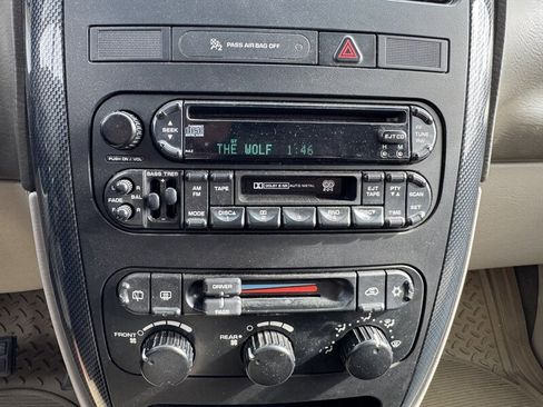 Used 2006 Dodge Grand Caravan SXT image 22