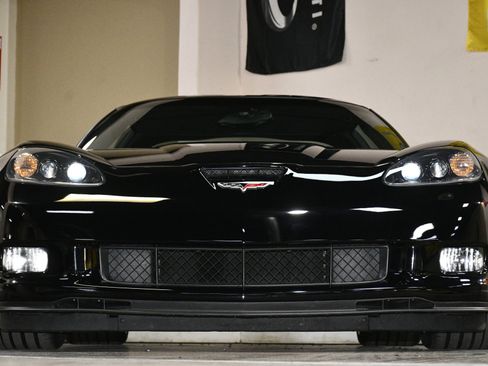 Used 2007 Chevrolet Corvette Z06 w/ Preferred Equipment Group RWD image 81